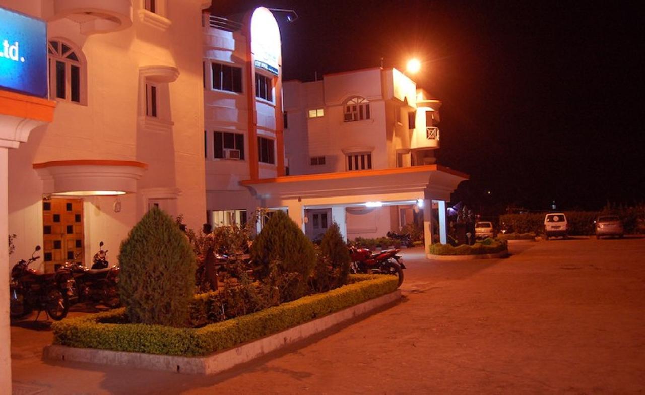 Hotel Sai International Rayagada Eksteriør bilde