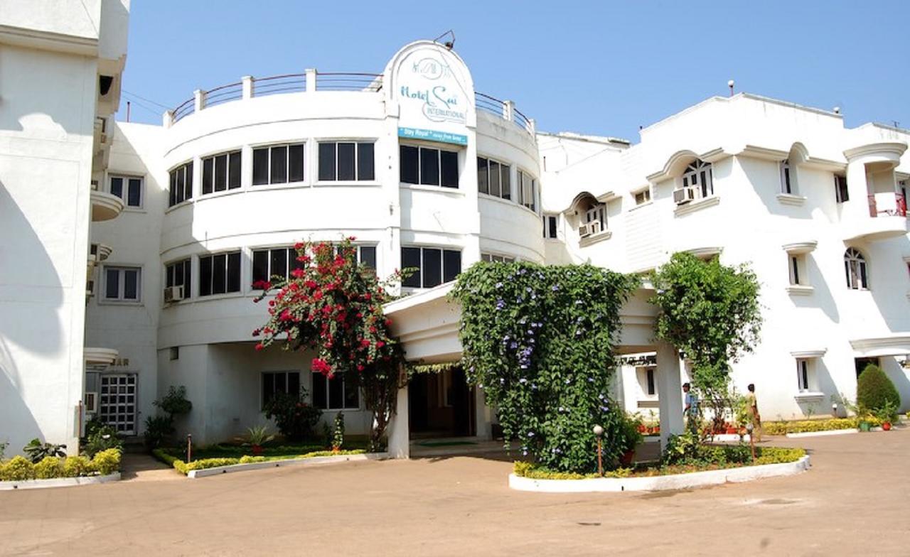 Hotel Sai International Rayagada Eksteriør bilde